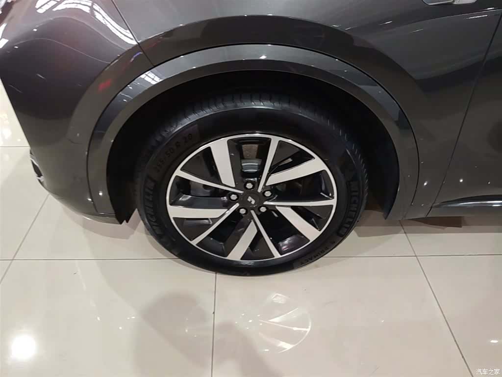 Li Auto L8, 2024 23