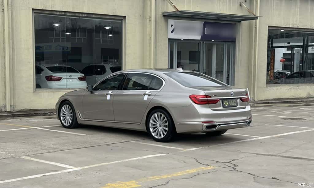 BMW 7 Series, 2017 11