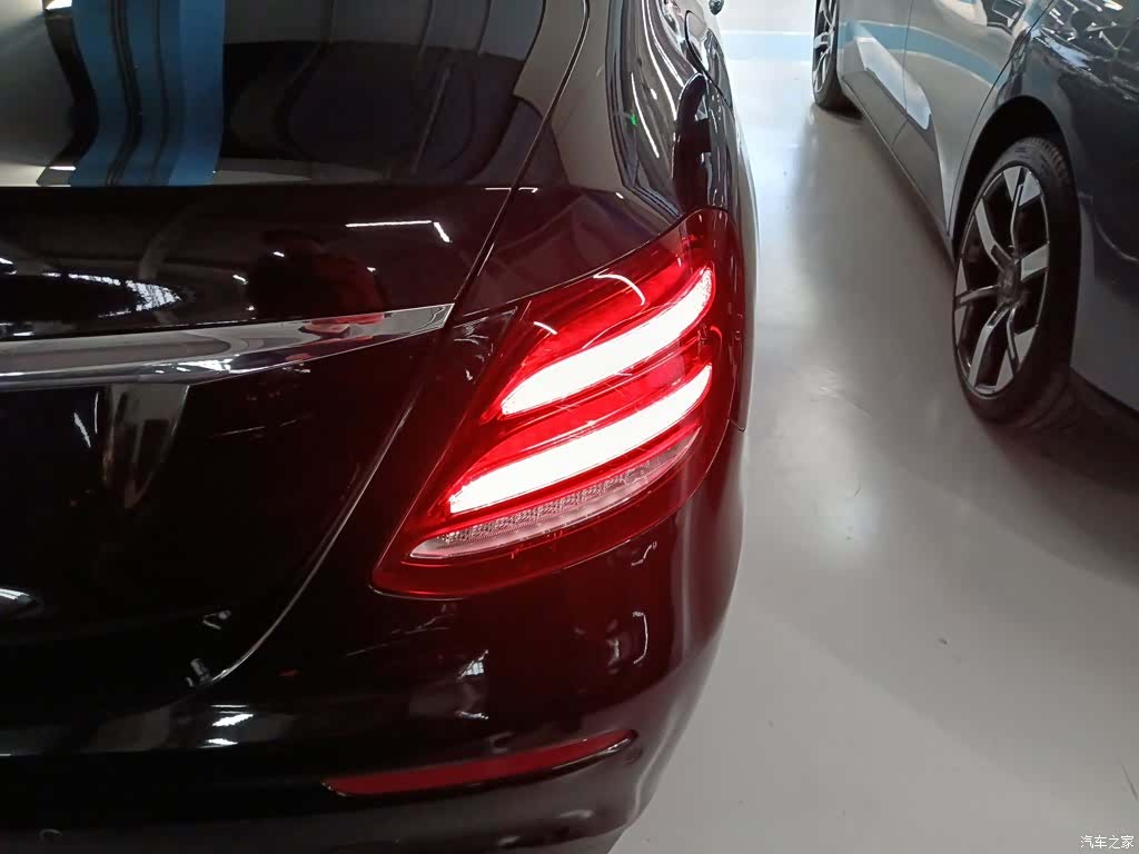 Mercedes-Benz E-Class, 2019 24