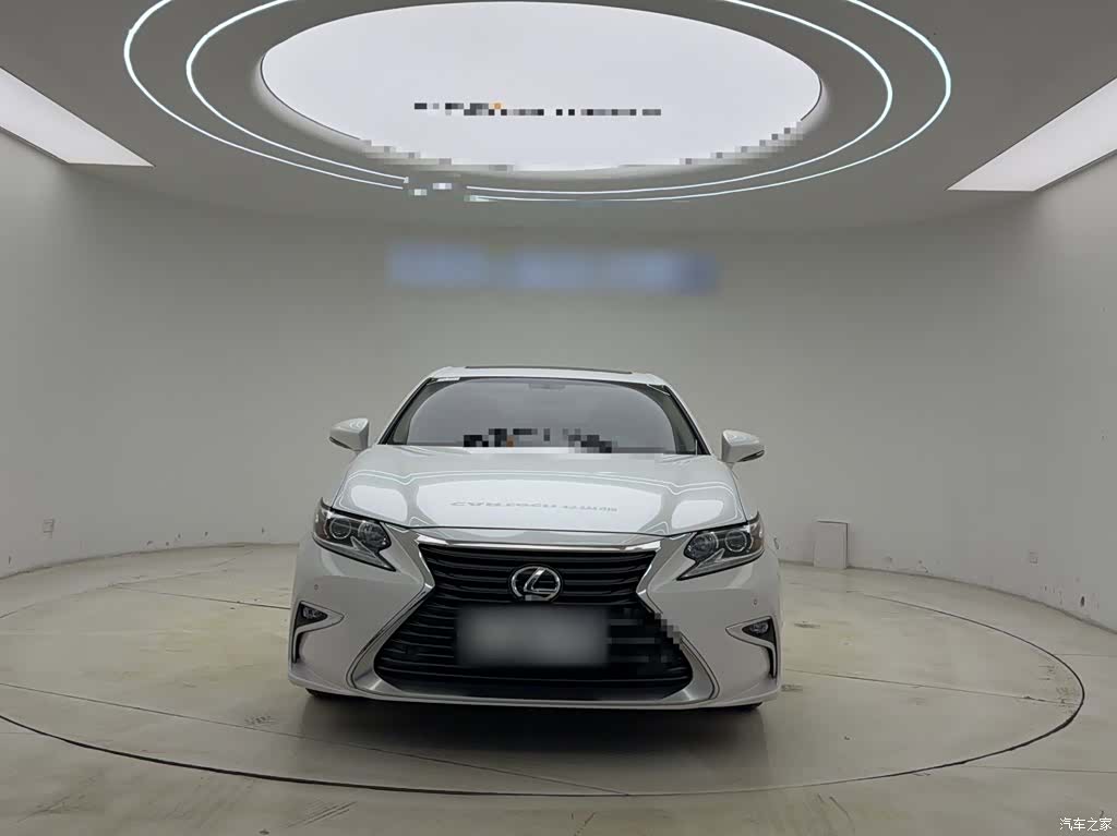 Lexus ES, 2018 20
