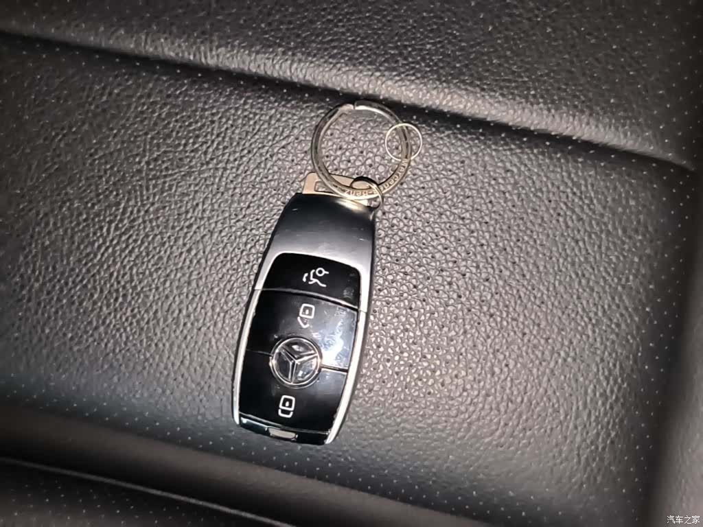 Mercedes-Benz E-Class, 2017 9