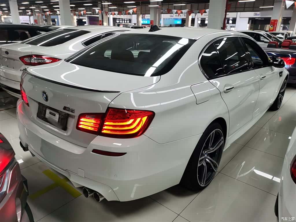 BMW 5 Series, 2015 23