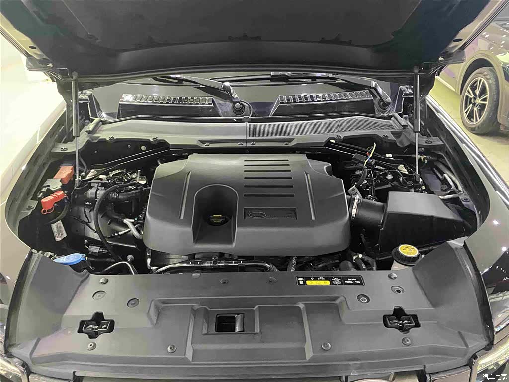 Land Rover Defender, 2022 14