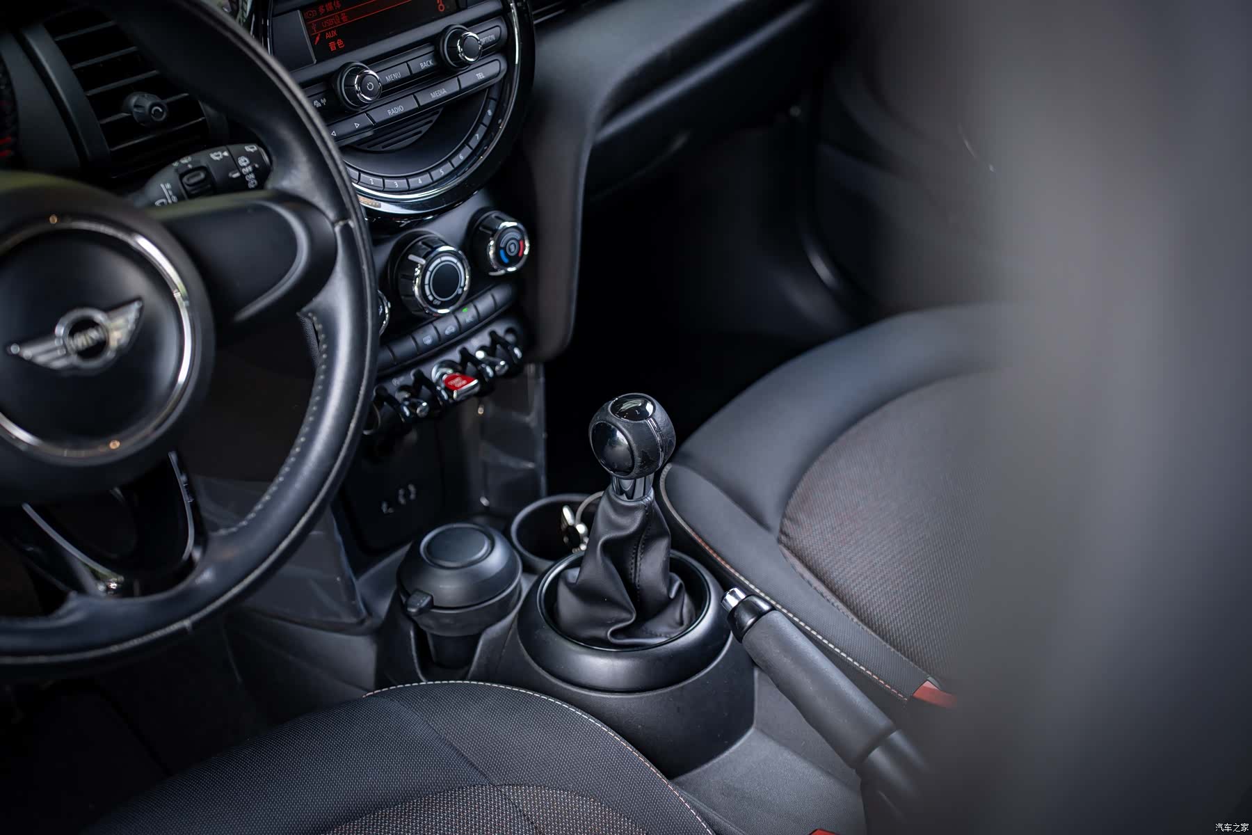 Mini ONE, 2015 13