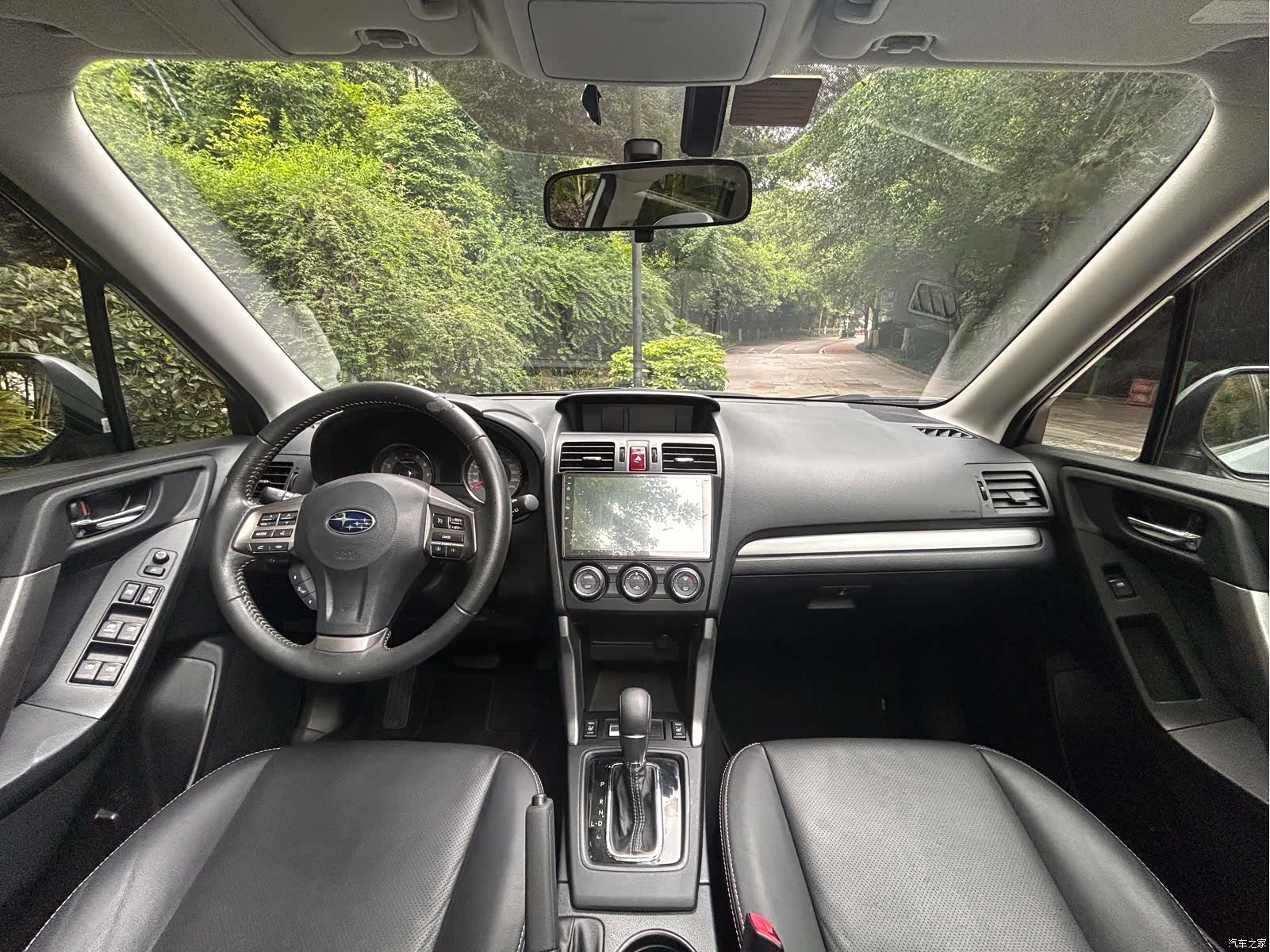 Subaru Forester, 2014 все фото