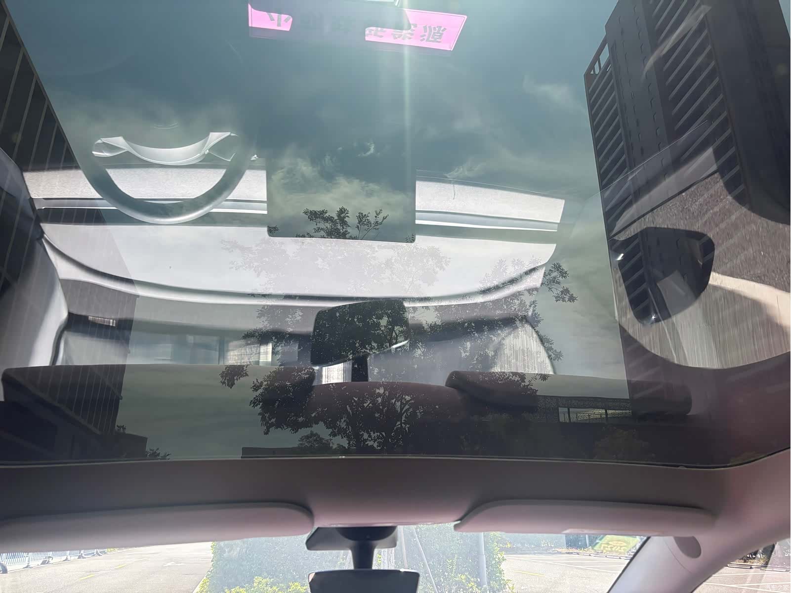 Tesla Model Y, 2023 13
