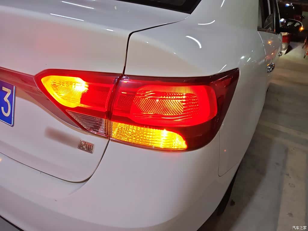 Kia GLS, 2014 24