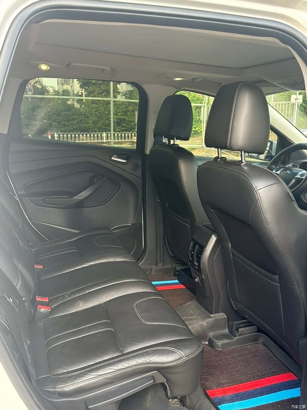 Ford Kuga, 2014 6