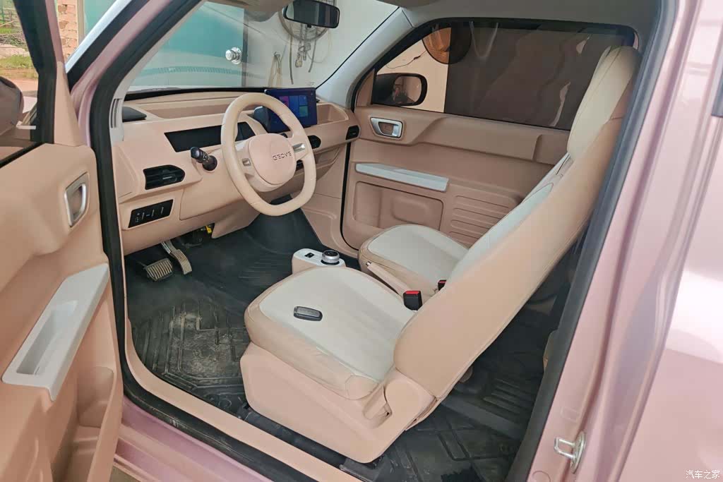 Geely Panda, 2023 9