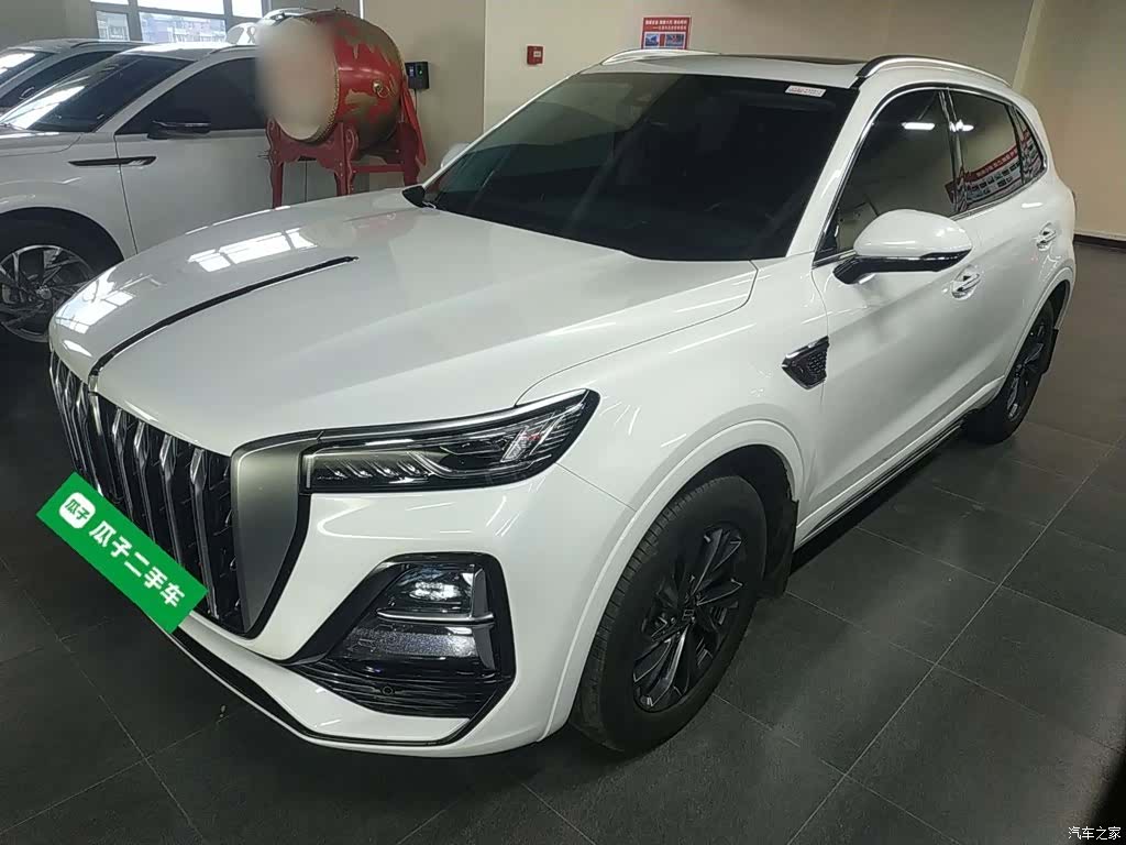 Hongqi HS5, 2023 1