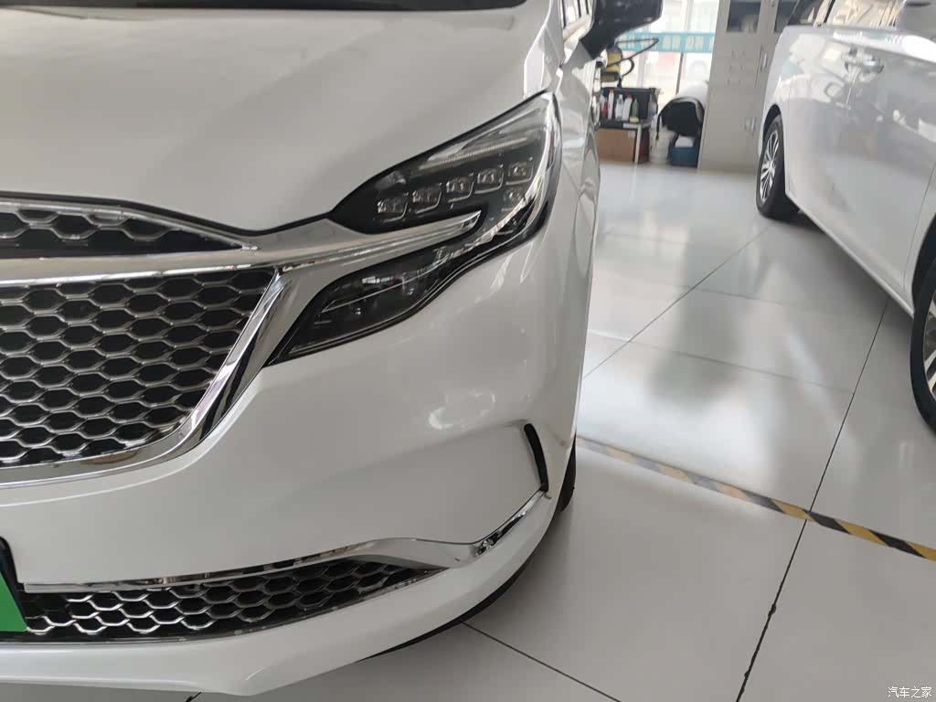 Buick GL8, 2023 24