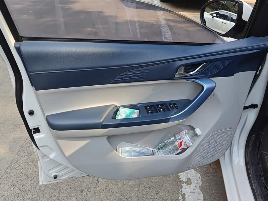 Changan Benben E-Star Changan Benben E-Star