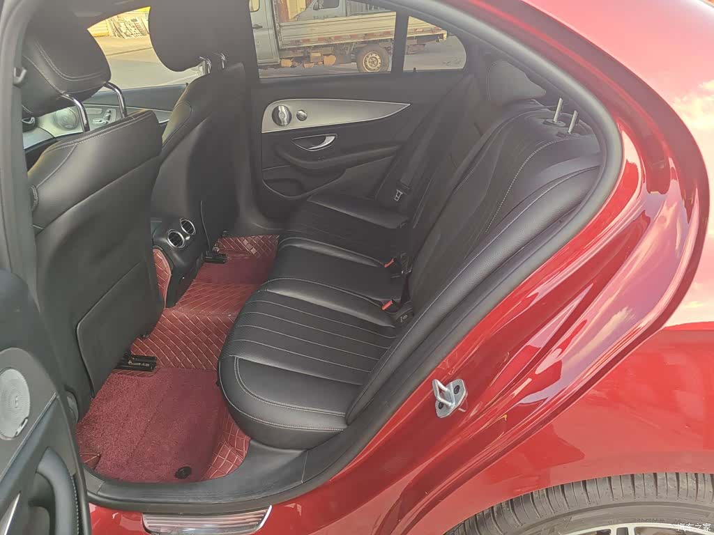 Mercedes-Benz E-Class, 2019 14