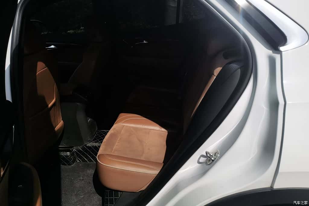 Buick Envision, 2021 11
