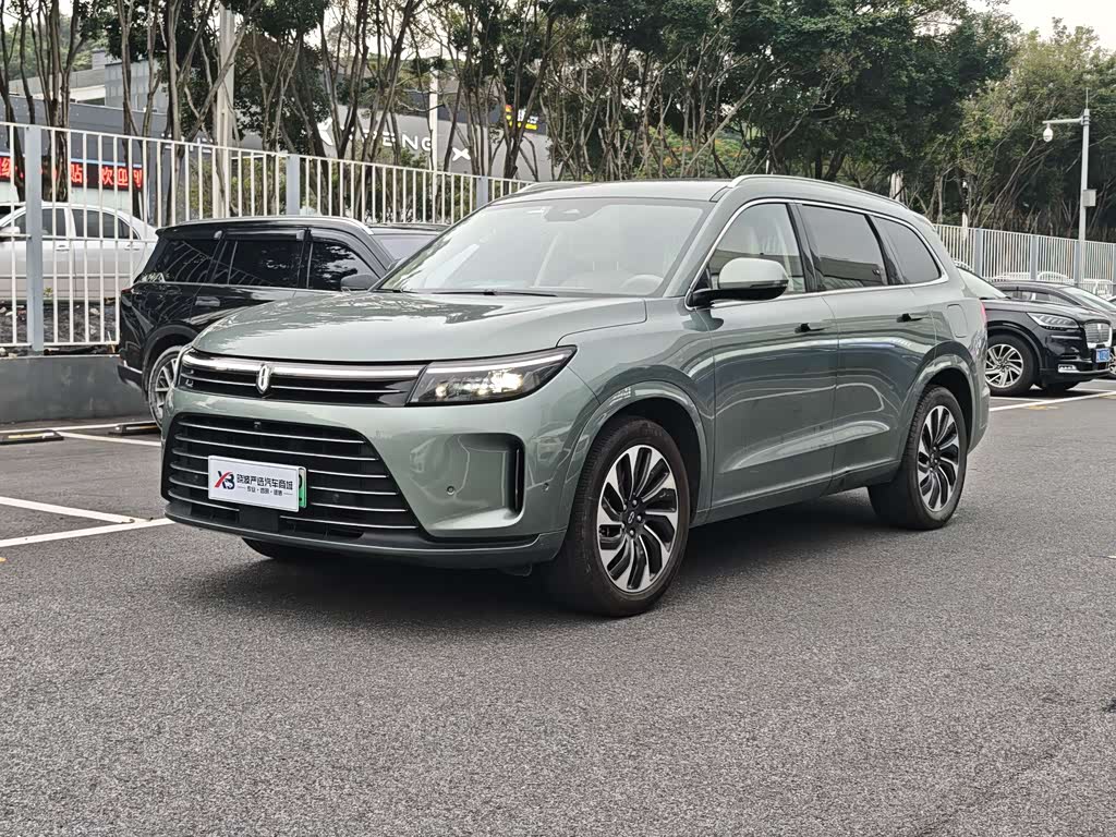 AITO M7