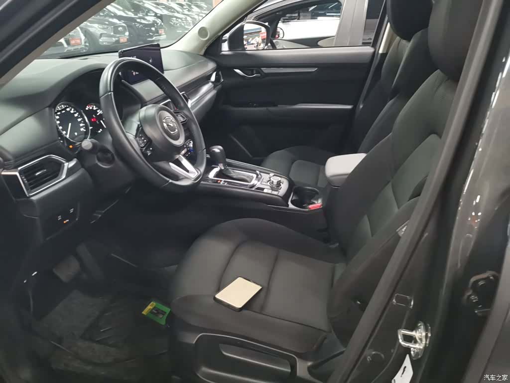 Mazda CX-5, 2024 11