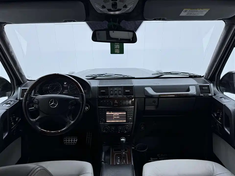 Mercedes-Benz G-class