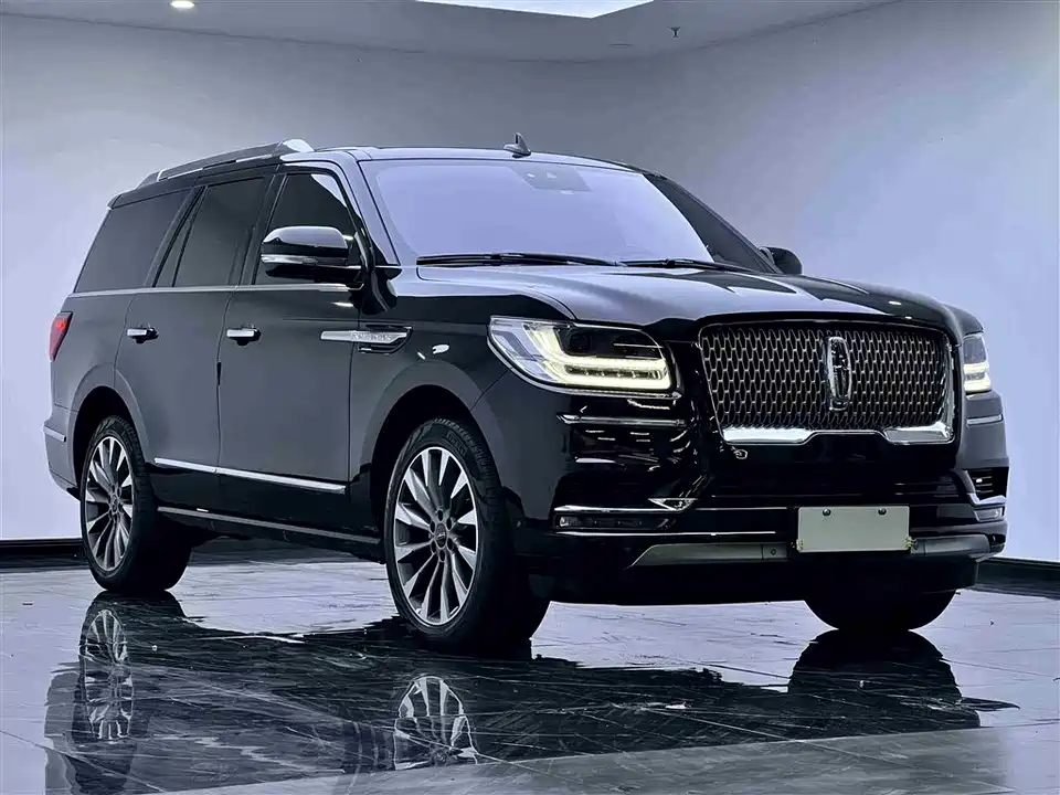 Lincoln Navigator