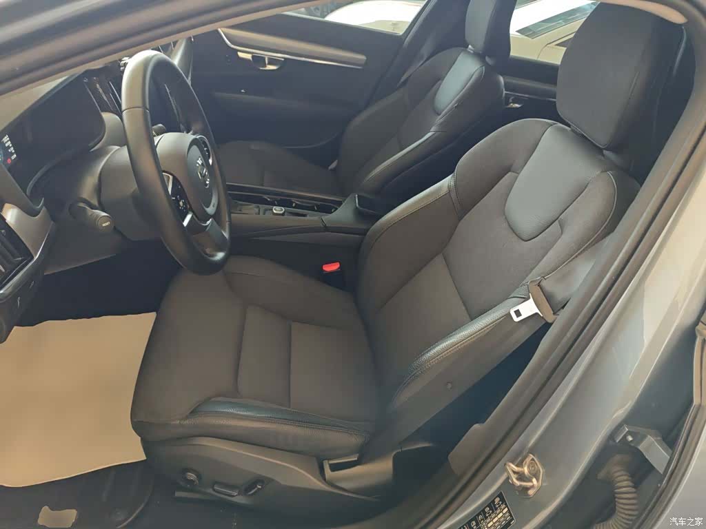 Volvo S90, 2019 11