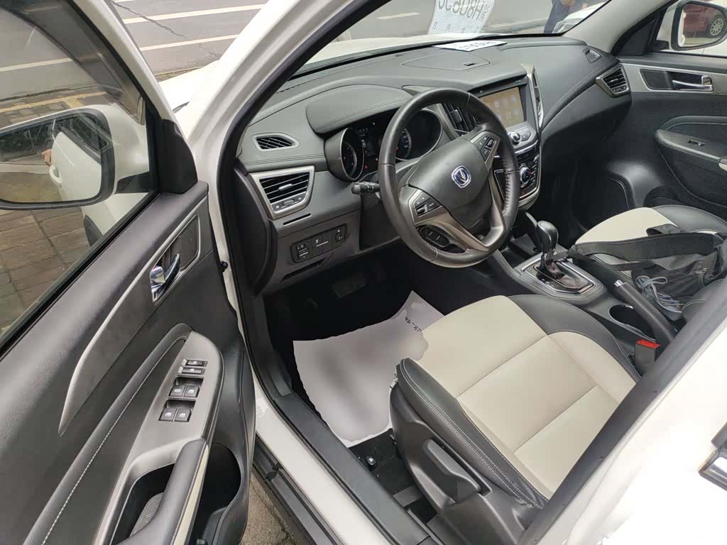 Changan CS35, 2018 16