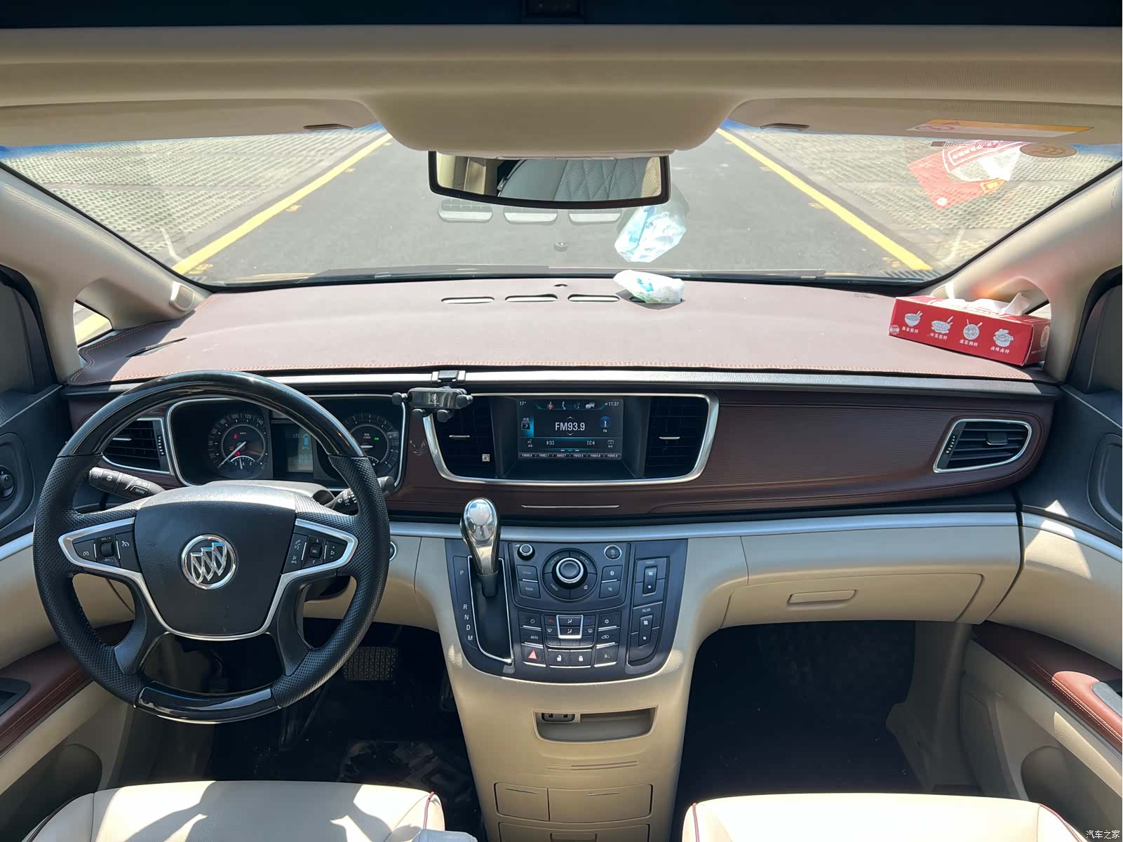 Buick GL8, 2019 12