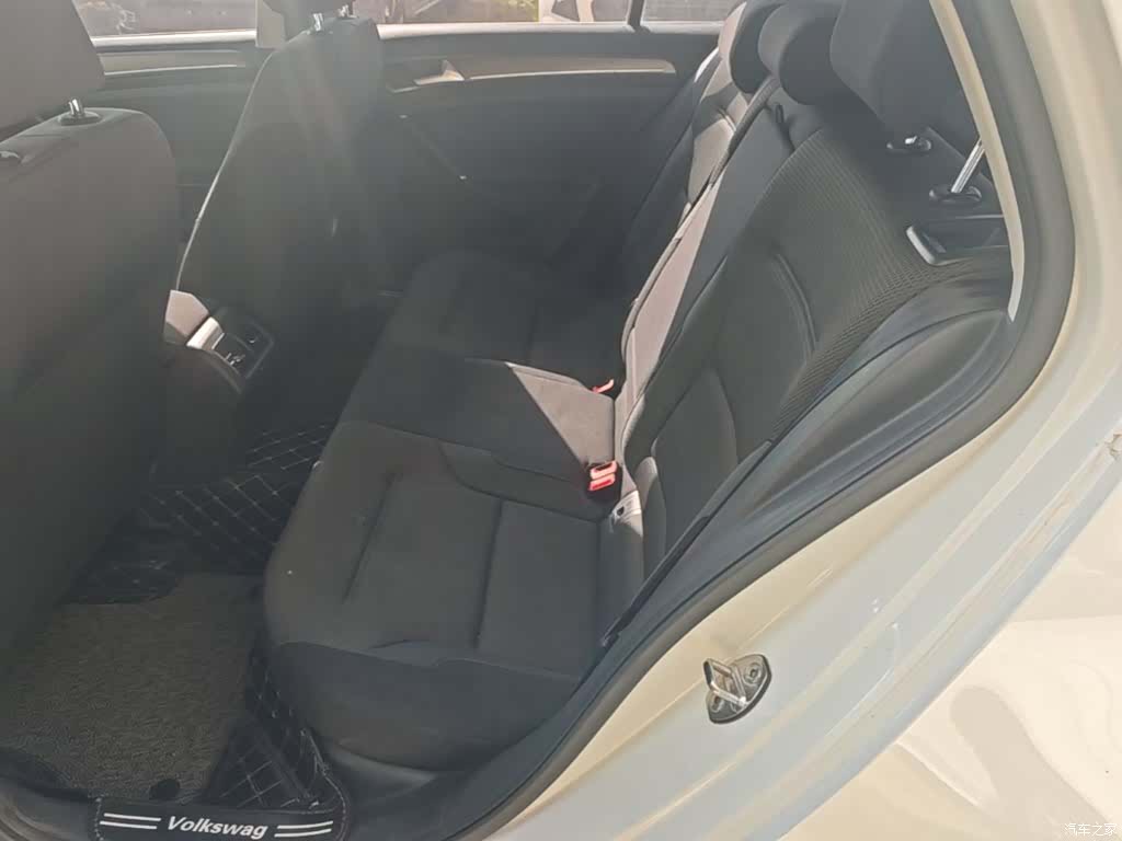 Volkswagen Golf, 2017 17