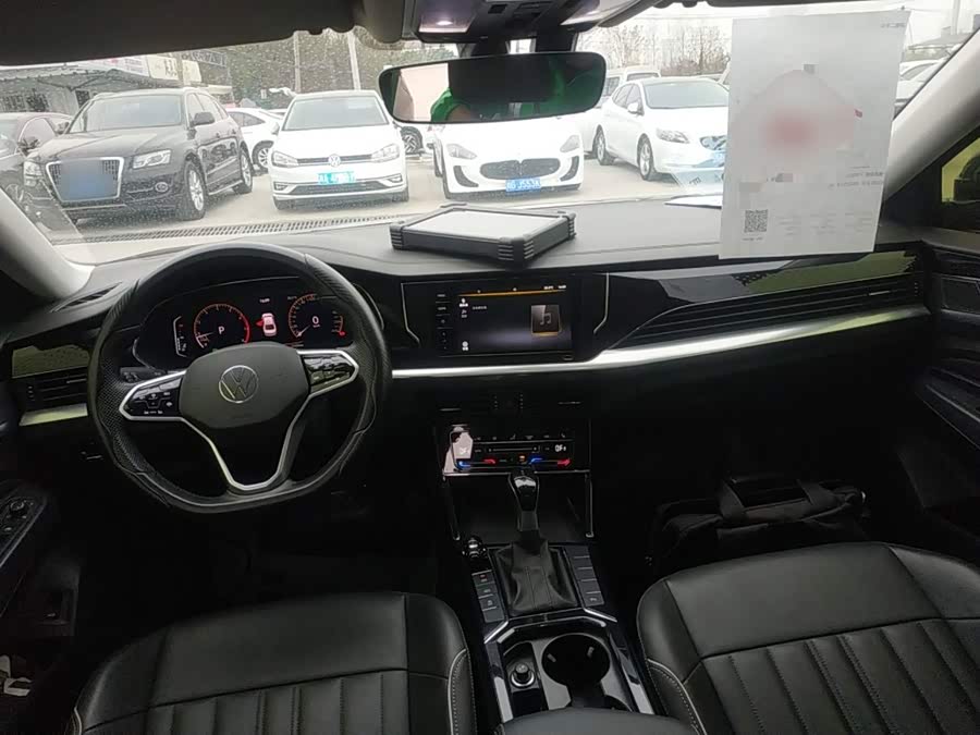 Volkswagen Passat 2023, фото 6