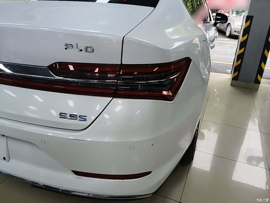BYD Qin, 2019 8