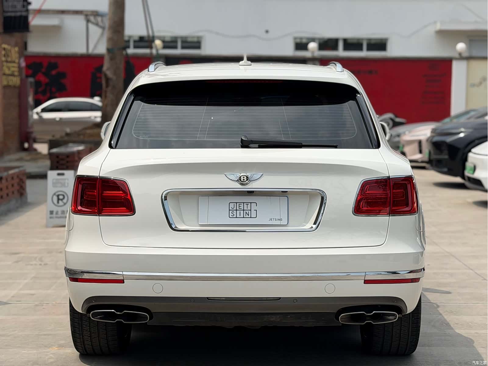 Bentley Bentayga, 2019 3