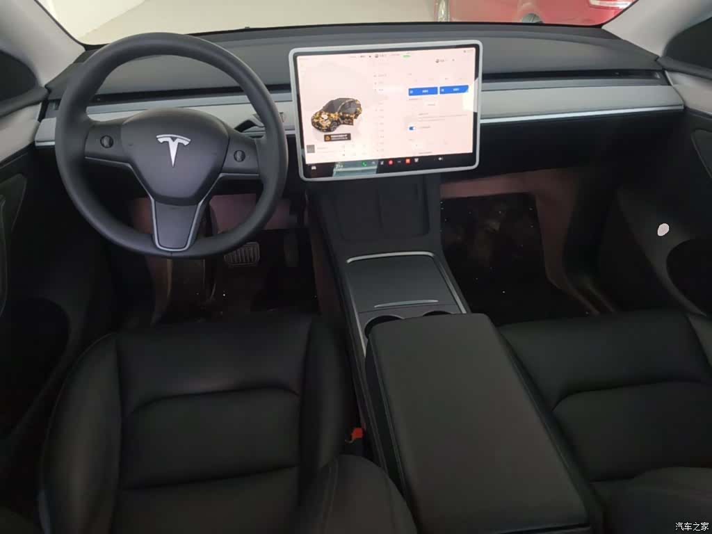 Tesla Model Y, 2024 10