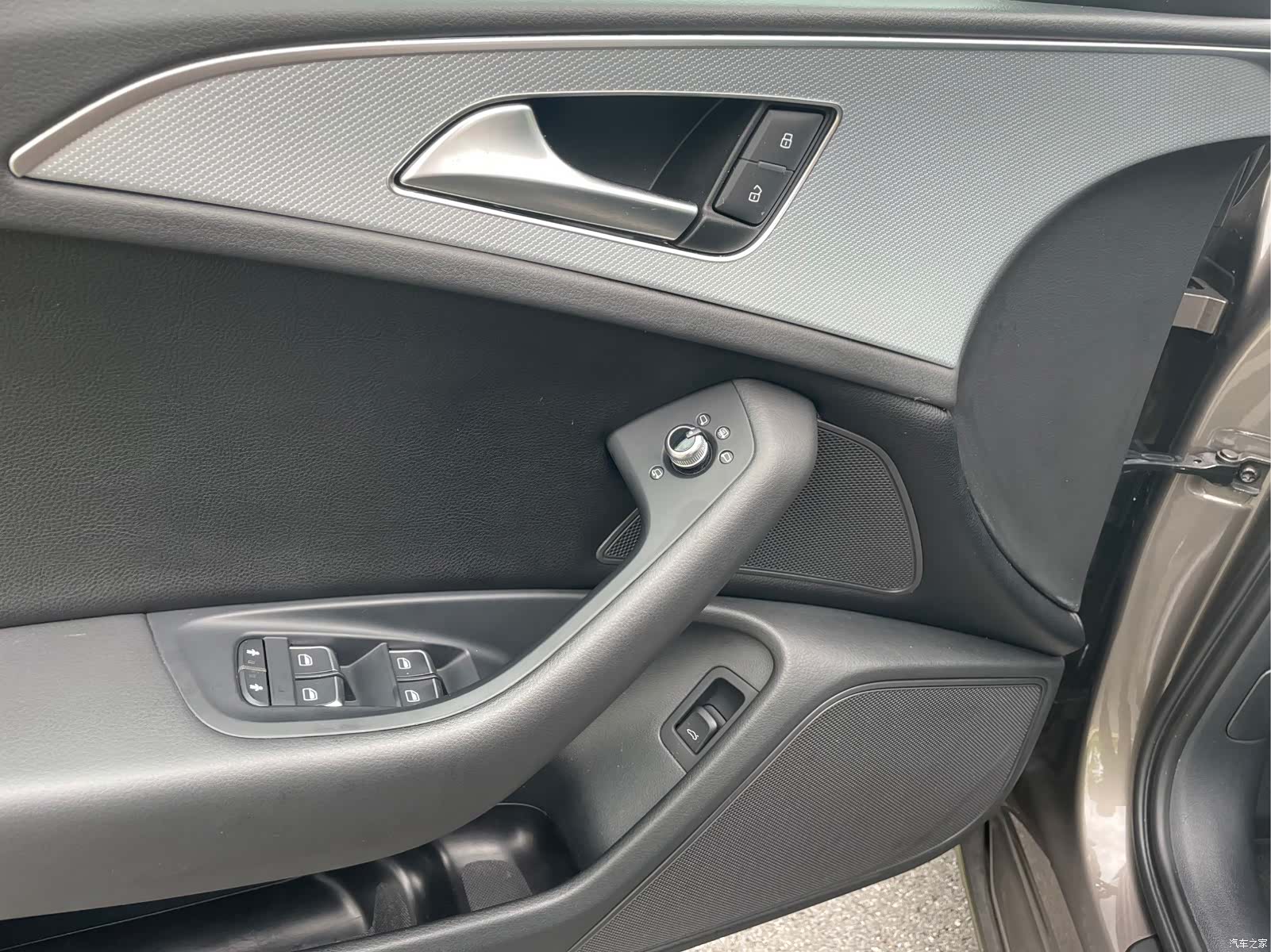 Audi A6L, 2015 7