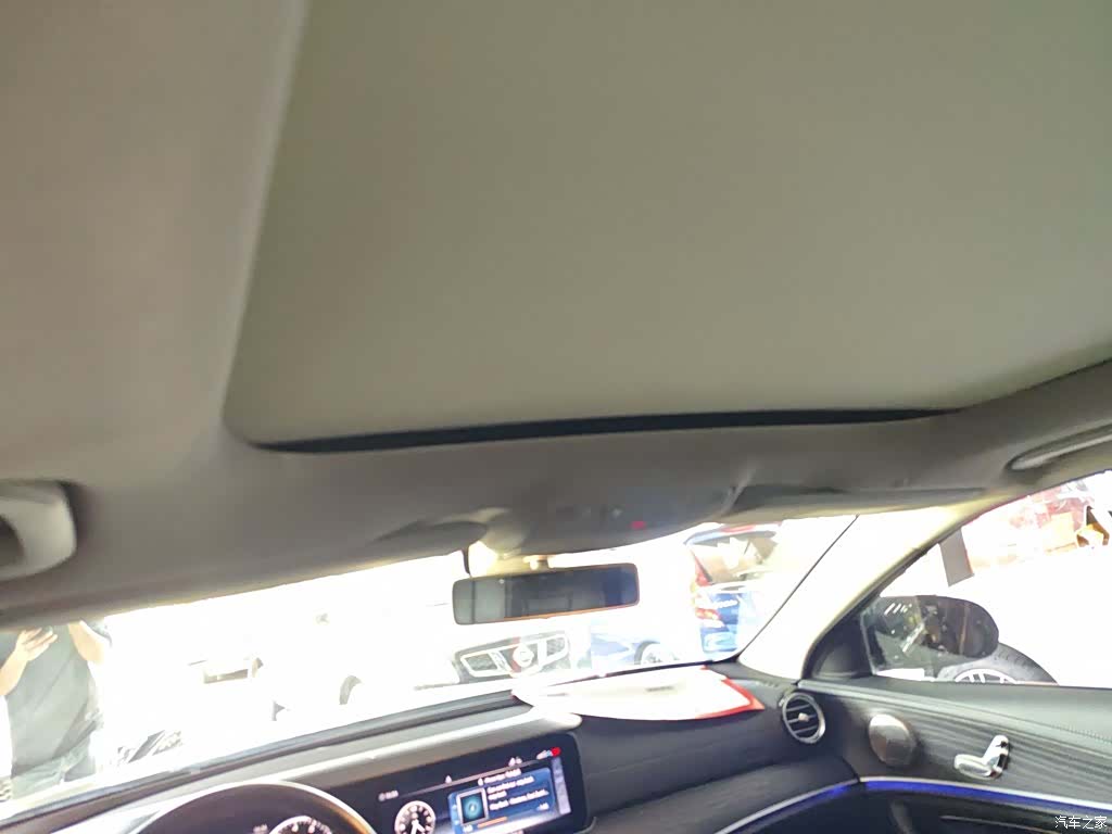 Mercedes-Benz E-Class, 2020 18