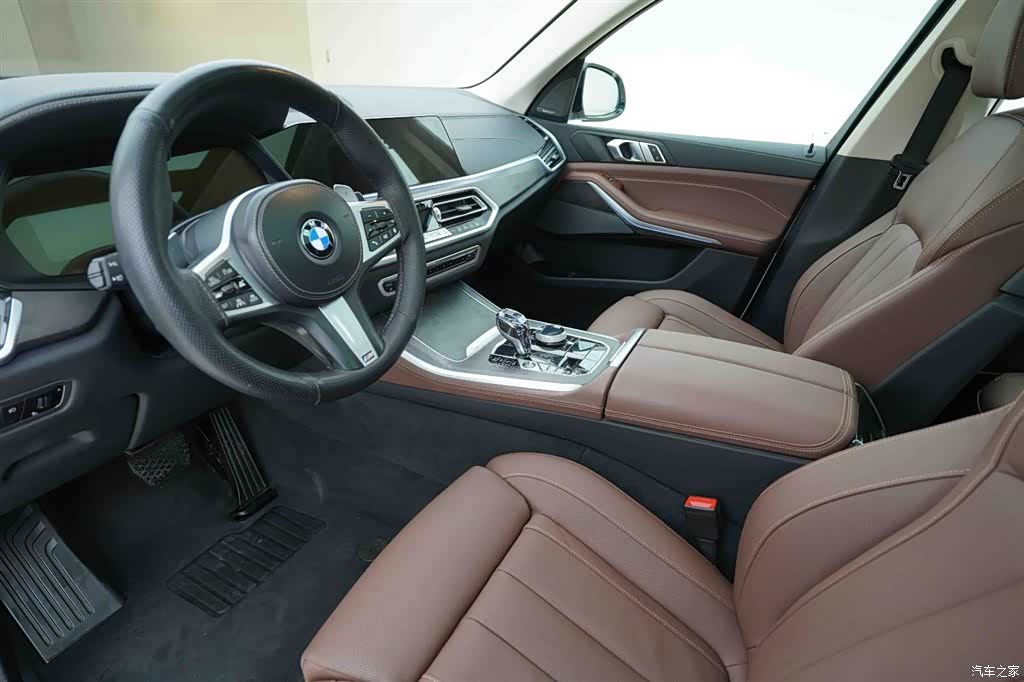 BMW X5, 2022 10