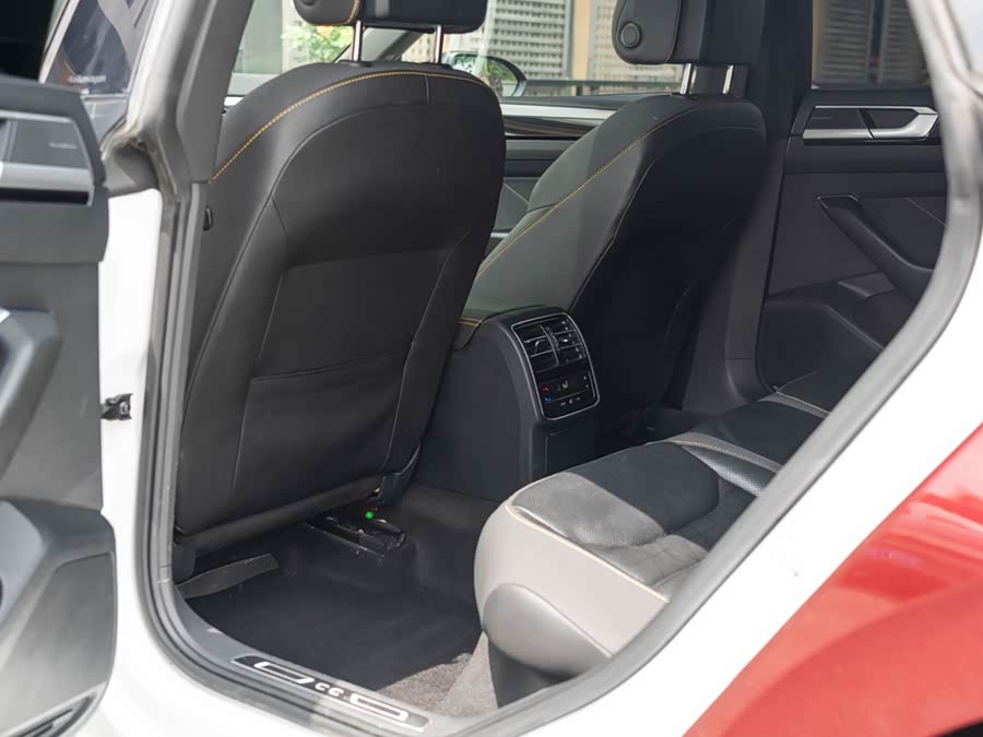Volkswagen CC 2022, фото 19