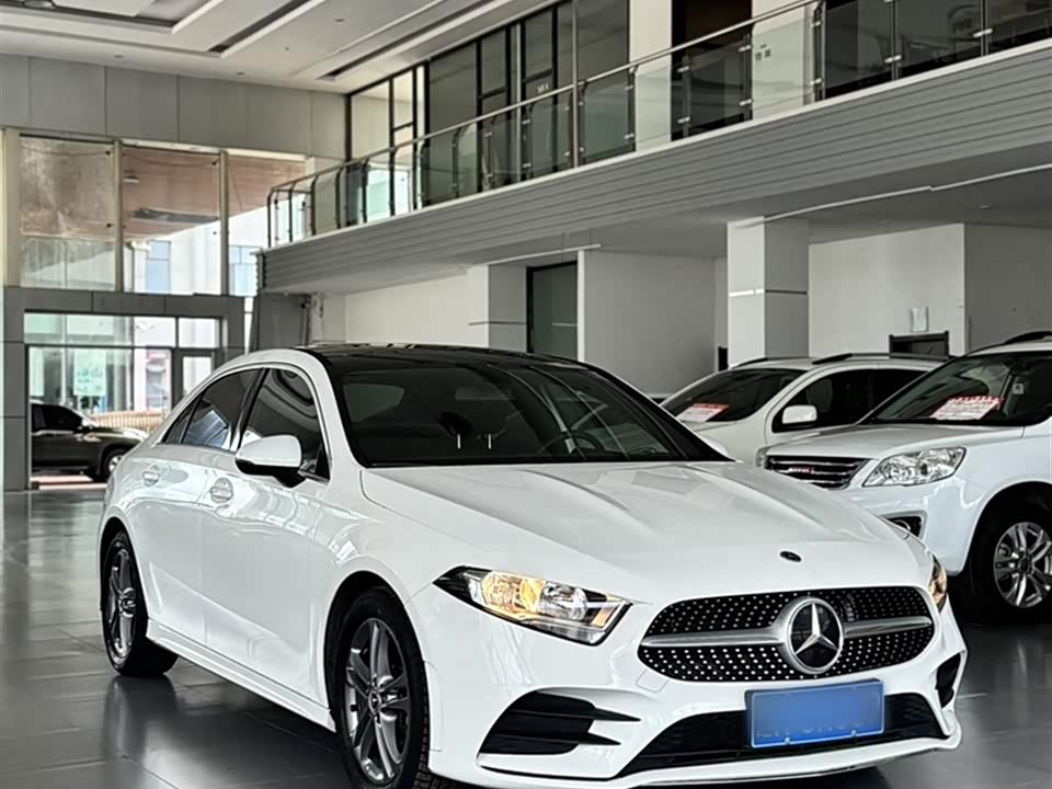 Mercedes-Benz Class A Mercedes-Benz Class A