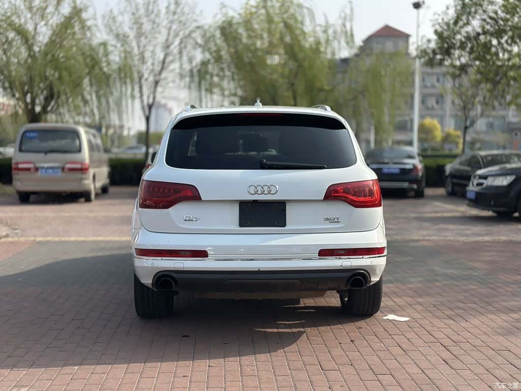 Audi Q7, 2014 все фото
