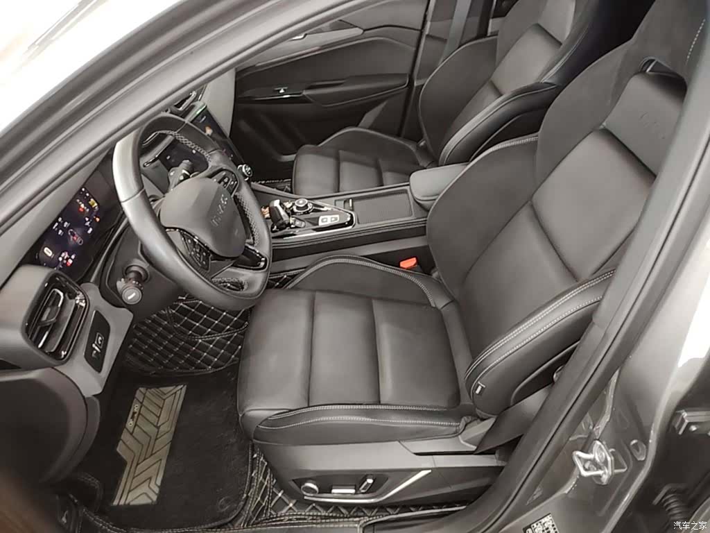 Lynk & Co 02, 2022 15