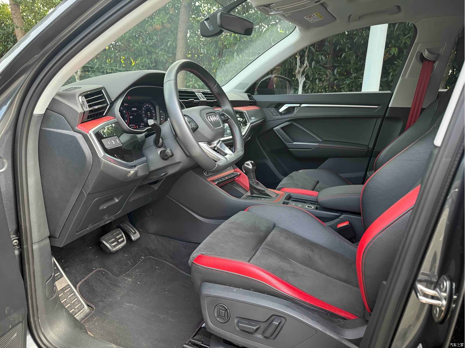 Audi Q3, 2020 4