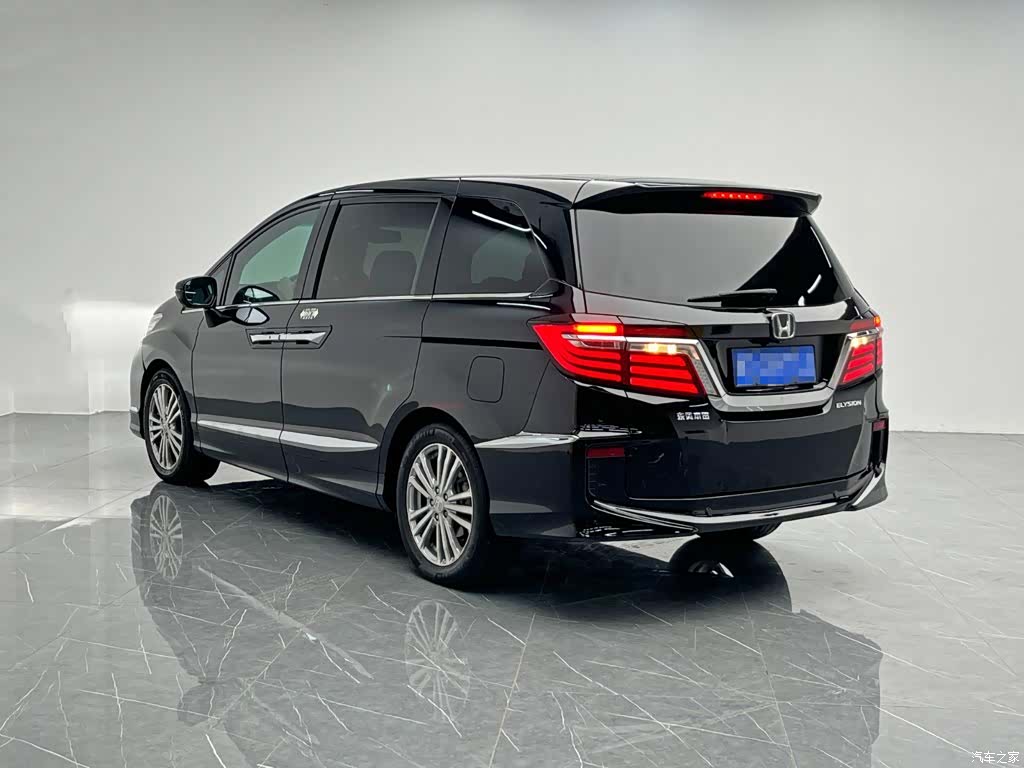 Honda Elysion, 2017 4