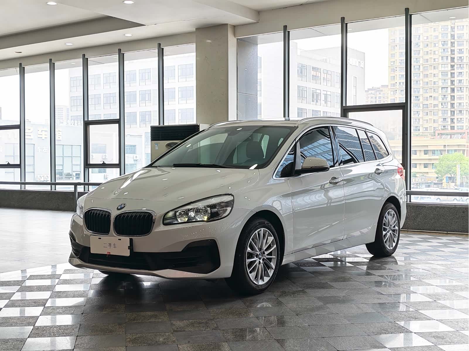 BMW 2 Series, 2019 1