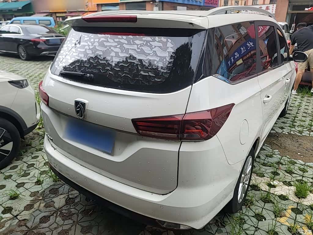 Wuling 360, 2019 7