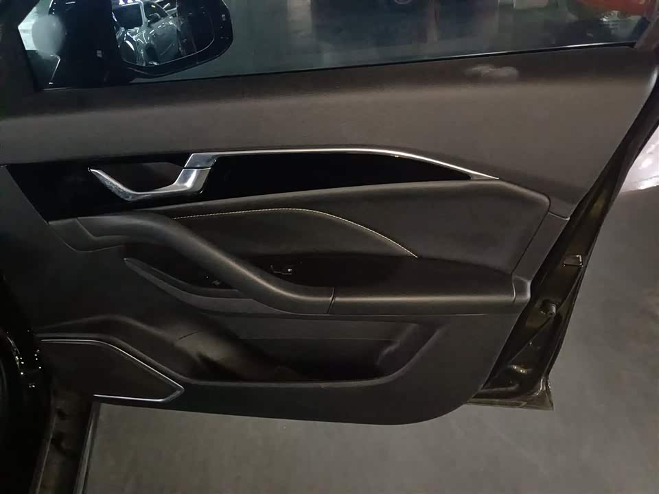 Besturn B70