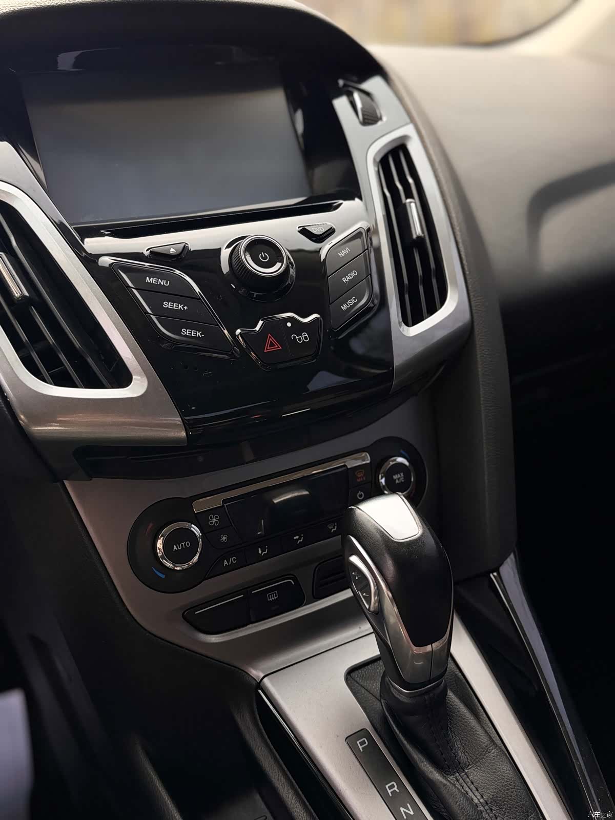Ford Focus, 2015 8