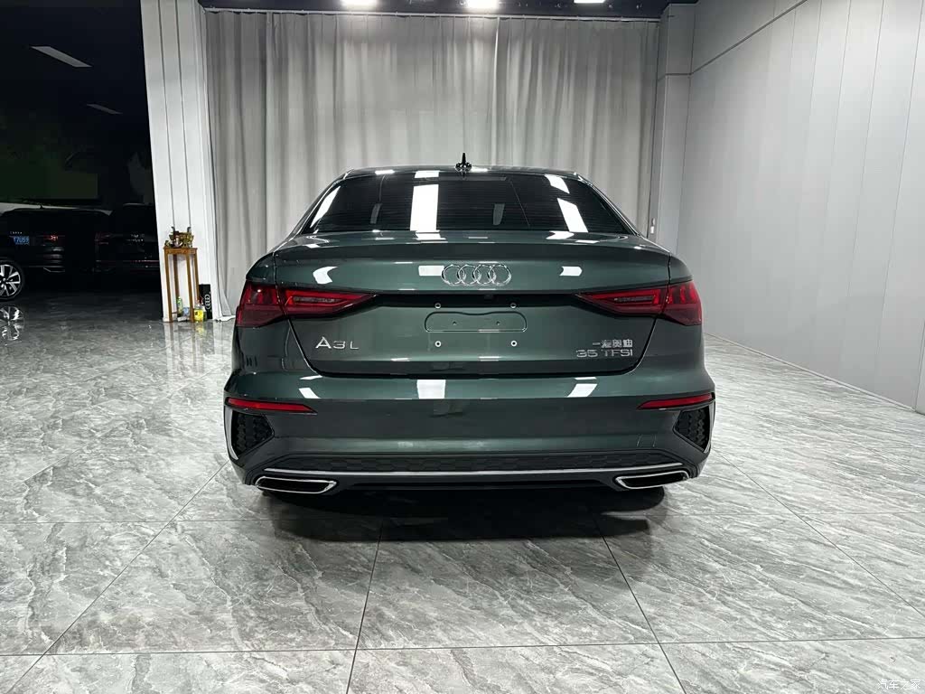Audi A3, 2023 все фото