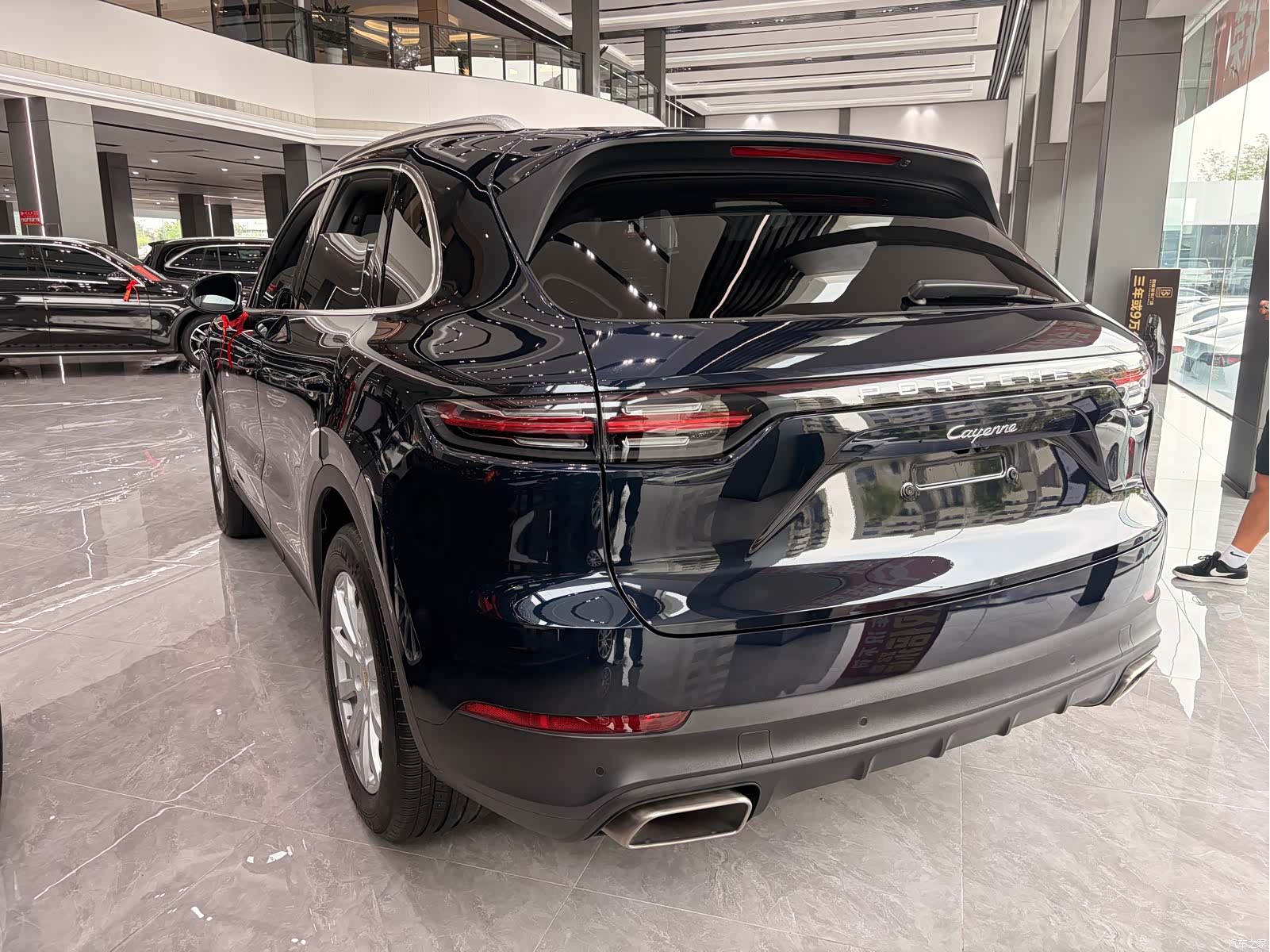 Porsche Cayenne, 2018 9