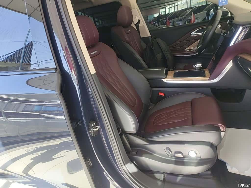 Hongqi HS7, 2023 20