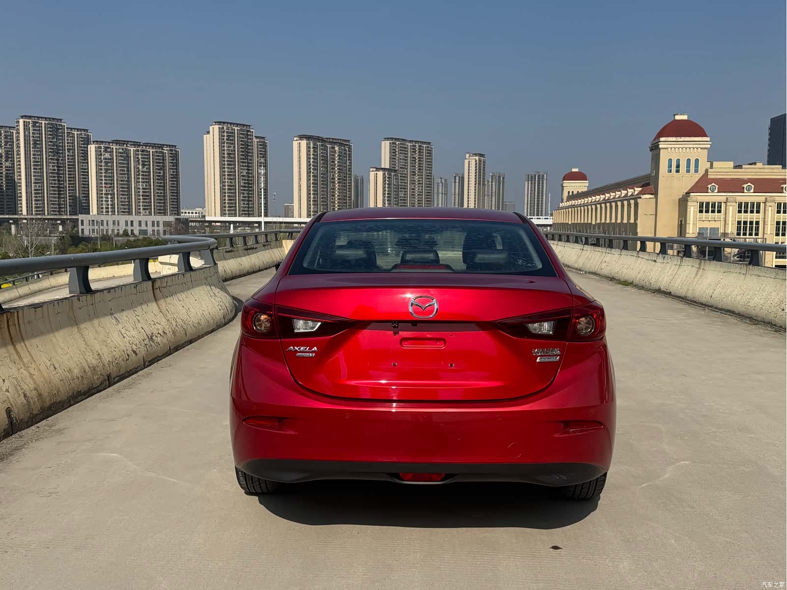 Mazda Mazda3, 2016 12