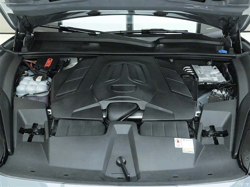 Porsche Cayenne, 2024 27