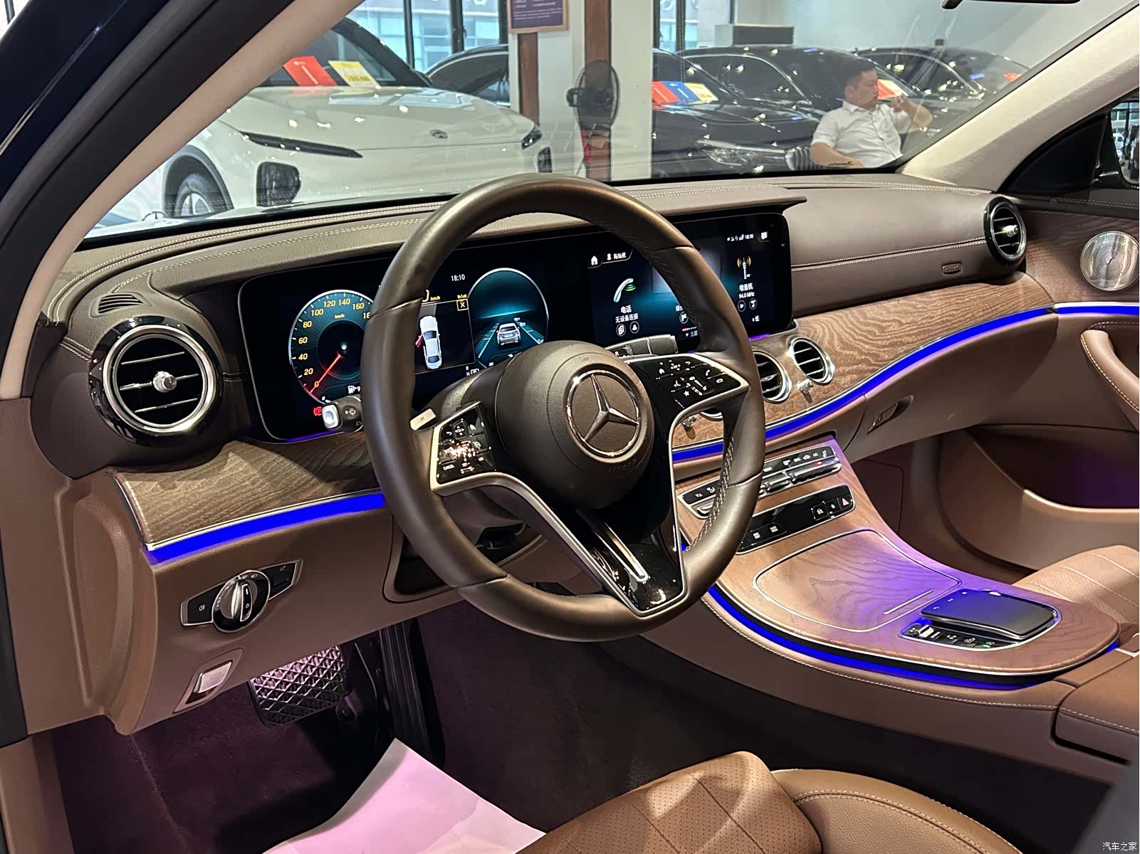 Mercedes-Benz E-Class, 2024 9