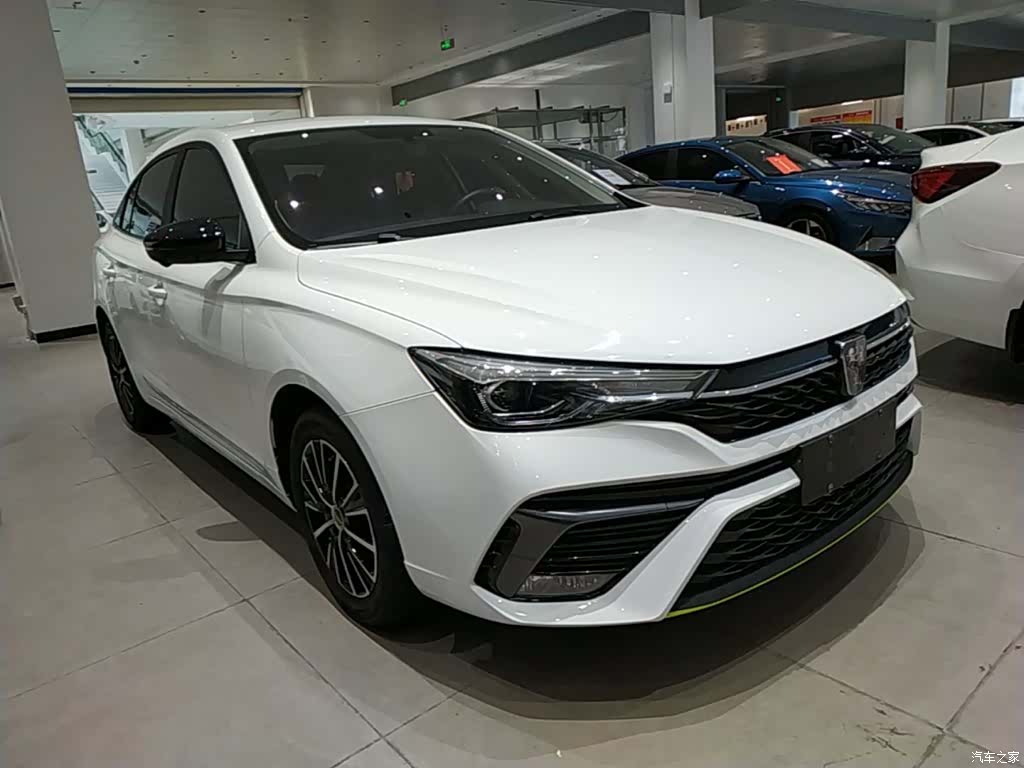 Roewe i5, 2022 4
